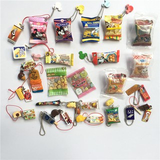 YUJIN Juguete cápsula Mini juego de comida Retro Showa Fruit Snack Bag Disney Mickey Minnie