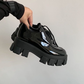 Zapatos de mujer No. 1 kasut perempuan suela gruesa pequeños zapatos de cuero femenino estilo británico 2021 salvaje zapatos de plataforma negro casual estudiante con cordones solo zapatos