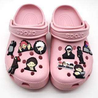 Anime Jujutsu Kaisen Crocs Jibbitz Charm para Fans de dibujos animados decorar zapatos Crocs zapatillas accesorios (2)