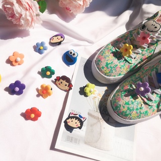 Adorno en cordón lindo hyuna flor zapato hebilla zapatilla de deporte zapatos de lona de dibujos animados hebilla de la tabla del zapato de la flor
