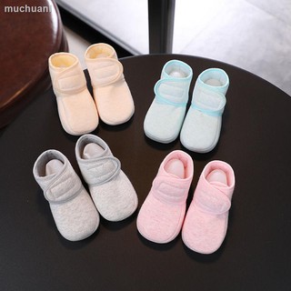 Zapatos de Primavera y otoño y calcetines para bebés recién nacidos anti-caídas 0-3-6 meses zapatos para bebés masculinos y fe