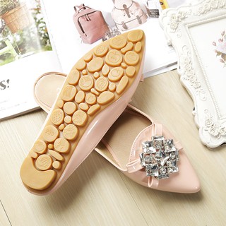Mujer zapatos planos de cuero de patente diamantes de imitación de fondo plano sandalias tamaño 34-43 nueva versión salvaje suela suave más el tamaño de los zapatos de las mujeres