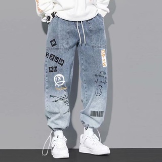 YOAOtoño nueva letra impresa Jeans de moda de los hombres de marca suelta de dibujos animados Graffiti tobillo Pantalones anchosinsPantalones con cordón (4)
