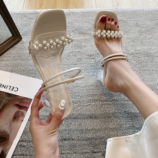 Sandalias de las mujeres verano 2021 nuevo estilo de hadas romana moda cristal tacones altos una palabra con dos usando sandalias de tacón grueso