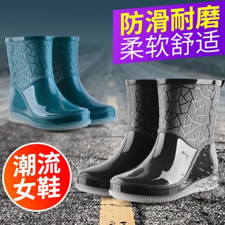 Hot saleFashion botas de lluvia mujer adulto medio a bajo tubo más terciopelo botas de lluvia antideslizante resistente al desgaste botas de agua gruesas de trabajo de las mujeres overshoes (2)