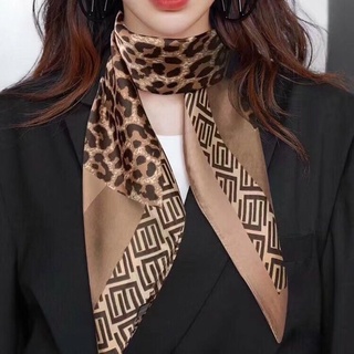 Estrella seda bufanda leopardo toalla cuadrada 70cm pequeña seda bufanda simulación temperamento de seda moda un 70cm