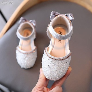 Zapatos para niñas De verano nuevo Estilo niña bebé Princesa zapatos para niños Baotou Cristal suela suave zapatos niñas Coreanas sandalias (2)