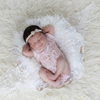 bebé recién nacido fotografía prop mameluco de encaje en melocotón con lazo de melocotón en la espalda bonita patrón gorra estilo mangas cuello redondo y espalda baja.