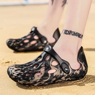 Crocs crocs hombres colchón agujero verano Slippery playa Slippery fesyen estilo Casual sandalias y sandalias Baotou (4)