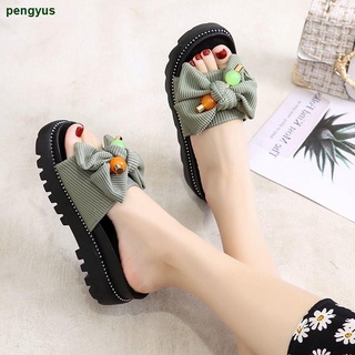 2021 Nuevas Zapatillas De Verano De Las Mujeres Desgaste De Fondo Plano De La Moda Todo-Partido Palabra Versión Coreana Grueso Arco Sandalias