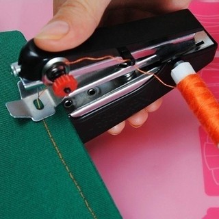 Mini máquina de coser de mano para el hogar y el viaje/herramienta multifuncional portátil (1)
