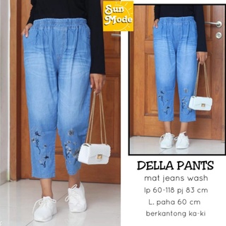 Della pantalones nuevos!!!