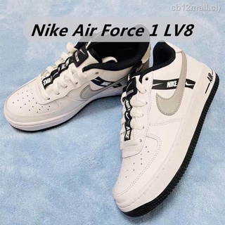 ۩ Listo stock Air Force 1 LV8 Negro Blanco Gris Bajo Parte Superior Zapatos De Deporte Al Aire Libre casual Zapatillas Para Hombres Y Mujeres