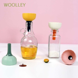 WOOLLEY Mini Oil Funnel Convenient Kitchen Tool Funnel Liquid Anti-leakage with Strainer Household Foldable Home Fluids Filler/Multicolor