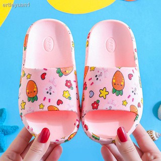Sandalias y zapatillas infantiles verano niños y niñas antideslizantes de fondo suave para niños baño dibujos animados para niños