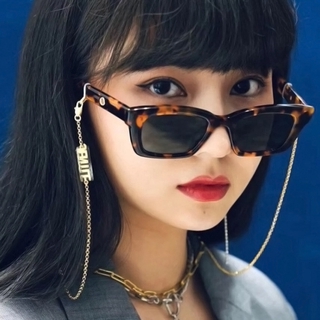 [Cash on delivery]gafas de sol de marco pequeño Retro coreano de moda para mujer jennie mismo párrafo Red roja