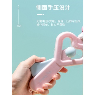 Nuevo producto MINISO producto famoso Sanrio ventilador de manivela perro canela Melody Hello Kitty verano lindo y lindo portátil (4)