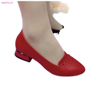Single shoes women 2021 new real soft leather spring and autumn soft surface soft bottom women s shoes flat pointed toe leather shoes women s fashion mother shoes