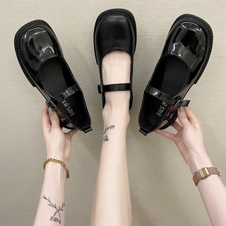 Zapatos de cuero pequeños con punta cuadrada para mujer, hebilla de tacón alto, niña suave, zapatos estilo Mary Jane de suela gruesa japonesa retro, zapatos planos para estudiantes individuales