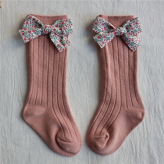 lindos calcetines largos de lazo de bebé niña calcetín dulce transpirable niños pequeños antideslizante con lazo nudo floral impresión (7)