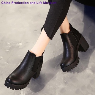 Conjunto De Pie En Qingyun Botas De Tacón Alto Otoño E Invierno Cortas De Las Mujeres Impermeable Plataforma Zapatos De Algodón Todo-Partido Grueso Individuales Desnudas (3)