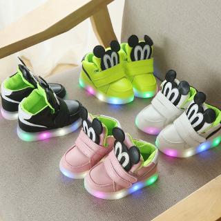 Luz de la moda de dibujos animados brillante zapatos de los niños LED de la moda de los niños niñas de moda zapatos casuales