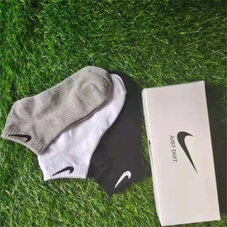 (cinco Pares por caja) Nike calcetines de algodón puro los nuevos calcetines deportivos calcetines largos calcetines altos calcetines hombres y mujeres moda deporte calcetines