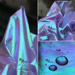 Lila violeta claro metal láser color mágico tela textura malla vestido cambio de color perspectiva tela de diseñador