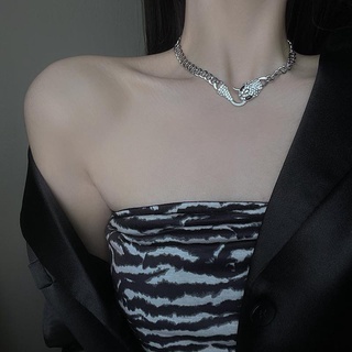 snake collar personalizado de clavícula con diseño de nicho 2021años del nuevo collar estilo frío para mujer
