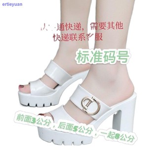 2021 nueva tendencia de tacón alto plataforma impermeable plataforma zapatillas de las mujeres de verano de la moda de tacón grueso plataforma de las mujeres sandalias y zapatillas