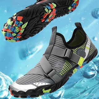 2022 [Listo STOCK] Hombres De La Moda Al Aire Libre Río Aguas Arriba Zapatos De Senderismo Casual Multifuncional Zapatillas De Deporte De Los T3Ds
