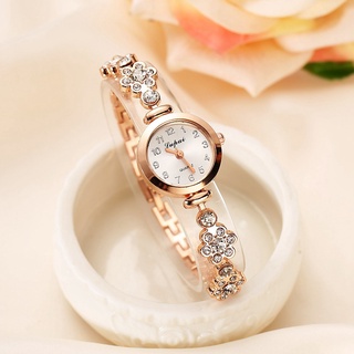 2021 venta caliente cielo estrellado reloj de las mujeres de lujo magnético imán hebilla reloj de pulsera de cuarzo superficie geométrica femenina luminosa relojes