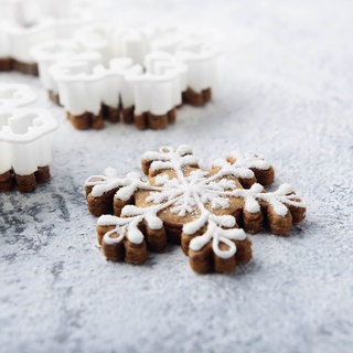 Christmas Snowflake Cookie Plunger Cutters Fondant Cake Mold Biscuit Sugarcraft Cake Decorating Tools (2)
