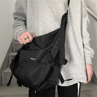 2021 nuevo bolso de mensajero de los hombres y las mujeres de la calle hip hop Harajuku funcional bolsa de hombro herramienta bolsa de mochila (3)