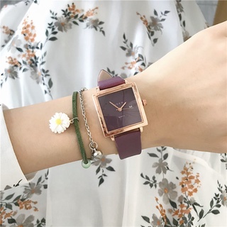 Reloj de mujer nuevo impermeable cinturón de cuero elegante ambiente Simple temperamento estudiante Mori estilo Retro cuadrado calendario café Color