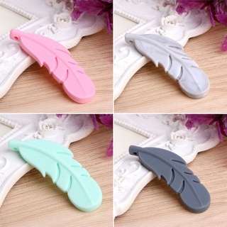 MUT Nursing Feather Pendant Baby Teether Silicone Soother Chew Toy Teething Necklace (4)