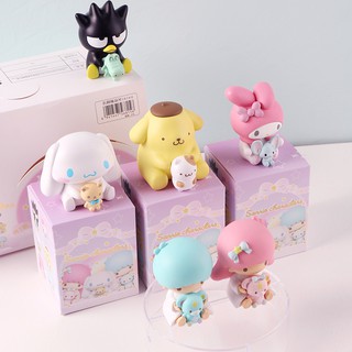 Nuevo producto MINISO producto famoso serie Sanrio y sus amigos caja ciega adornos canela perro Melody mano oficina (3)