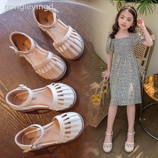 Niñas sandalias verano princesa zapatos 2021 nueva moda niños s hueco suave suela zapatos niños s Baotou tejido plano sho