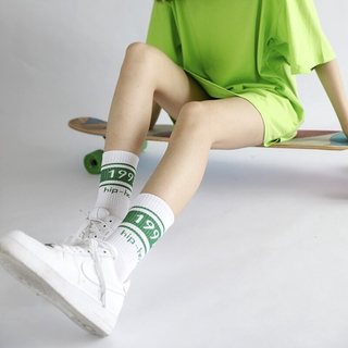Harajuku Hiphop Streetwear mujeres calcetines Crew letra calcetín hombres rayas calcetines número 1997 calle pareja Skateboard calcetín fresco