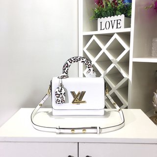 Nuevo LV Louis Vuitton una bolsa de hombro Wild at Heart colección cápsula Twist bolso mediano M58689