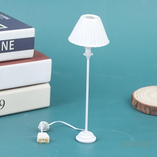 [ljc96592] 1:12 casa de muñecas luz del hogar mini blanco shell patrón lámpara de pie 12v con cable