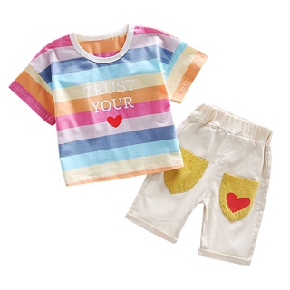Conjunto de ropa interior para niños/Camiseta de rayas y pantalones cortos con alas de arcoíris (2)